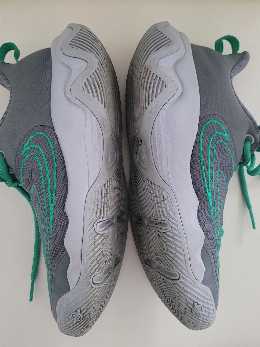 Nike Giannis Immortality 4 GS Smoke Grey Green Basketball Shoes Sz US6Y/EUR38.5 - Picture 4 of 10